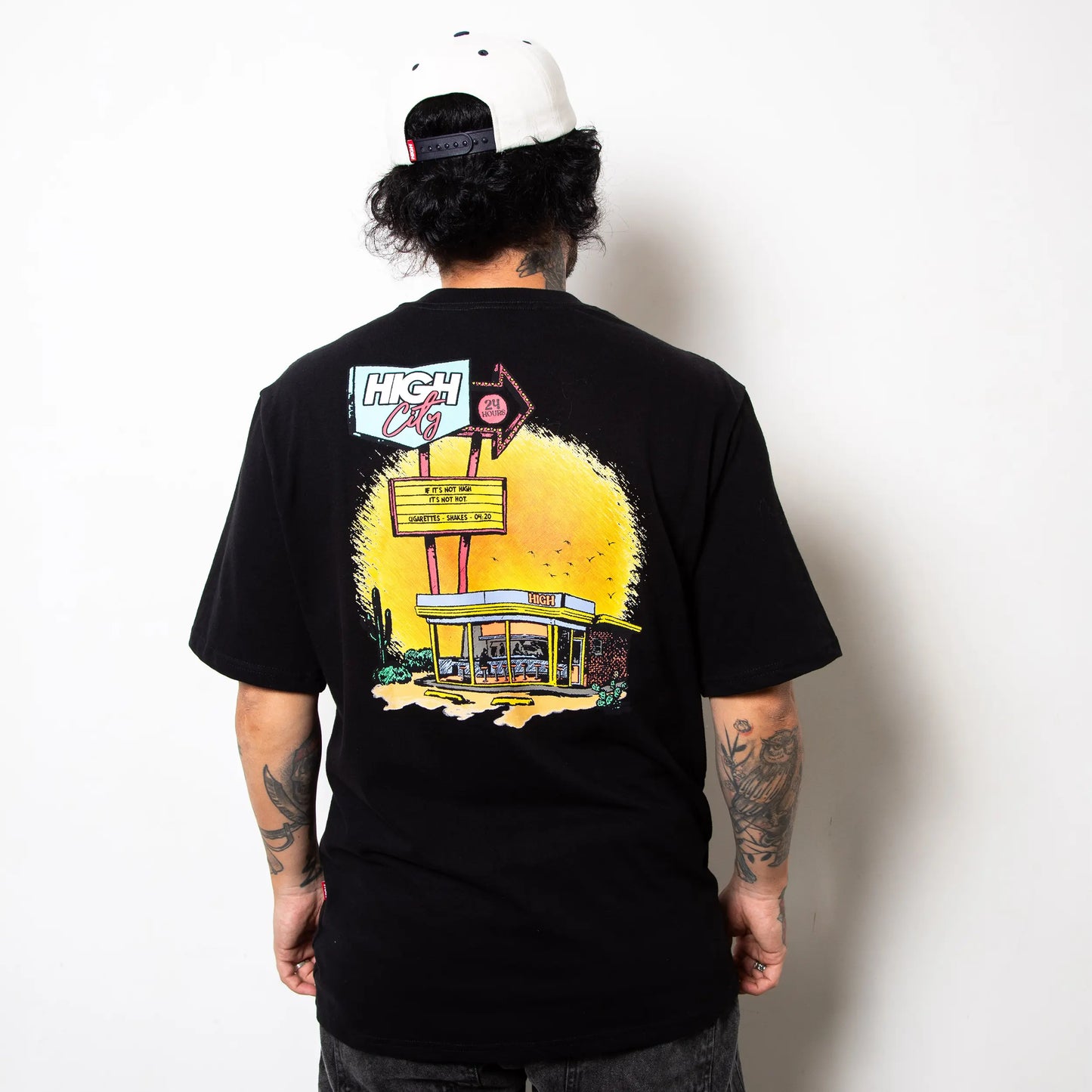 High Company Tee Cafeteria Black