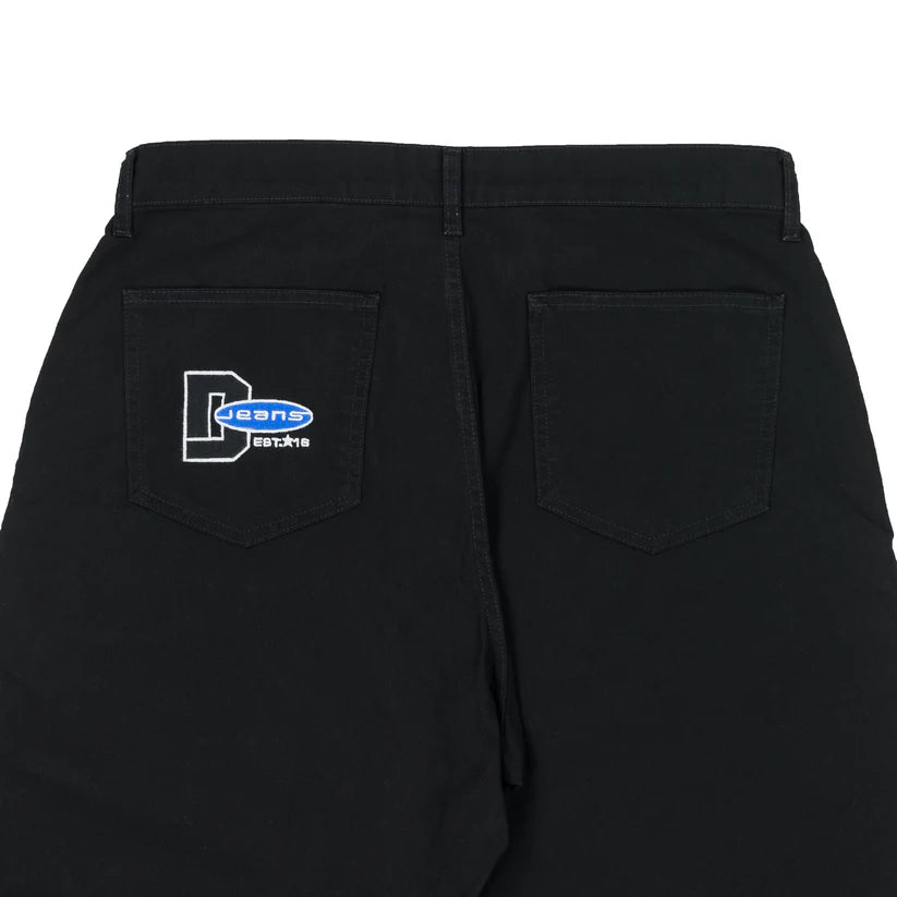 Disturb Rivet Twill Shorts in Black