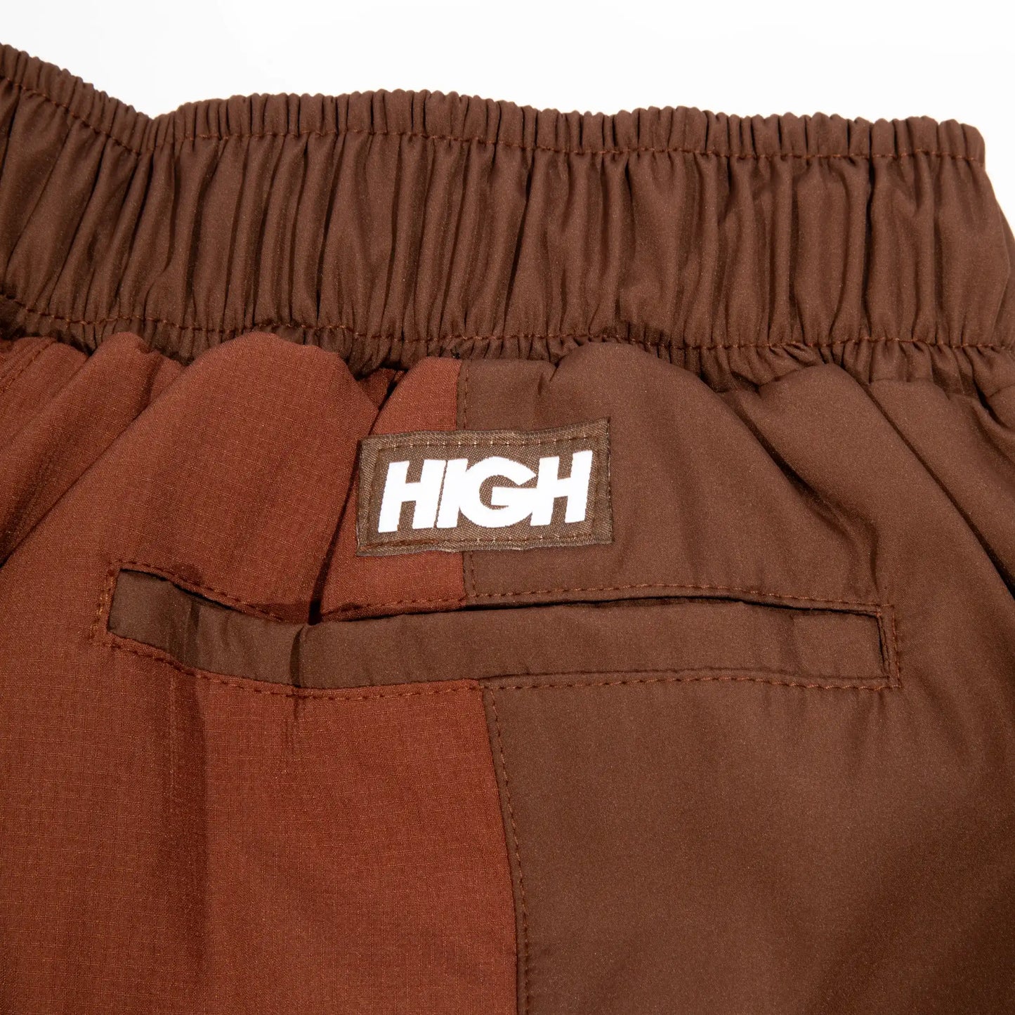 High Company Trail Shorts Brown