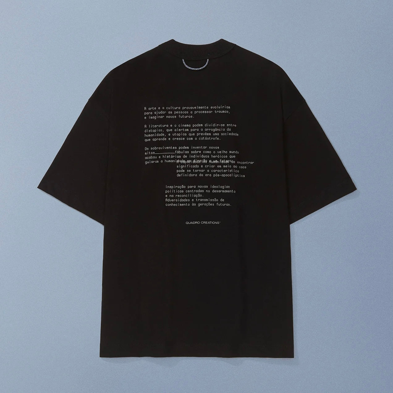 CAMISETA QC 24 DE OUTUBRO BOXY OFF WHITE