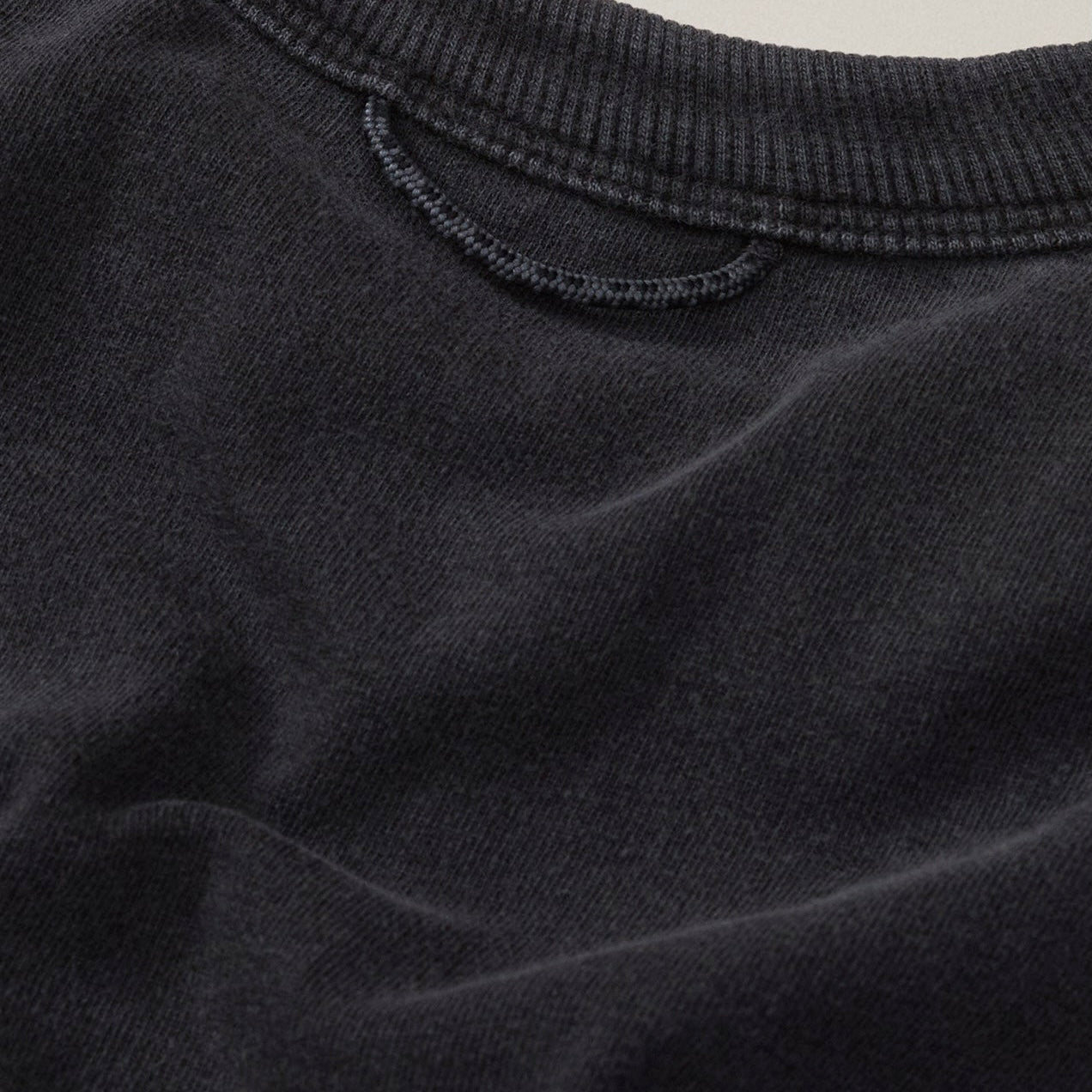 CAMISETA QC PRISMA STONED BOXY PRETO