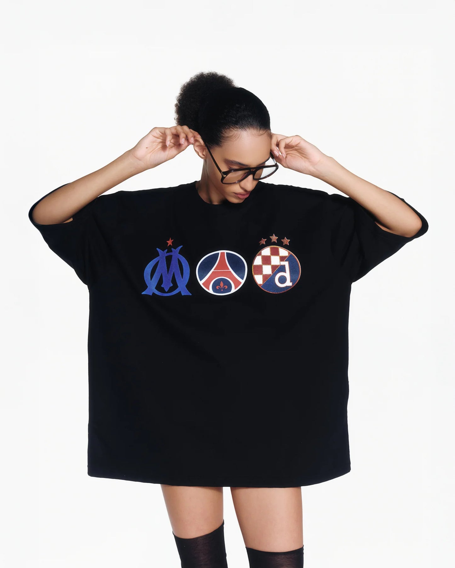 CAMISETA M-A-D (PRETA)
