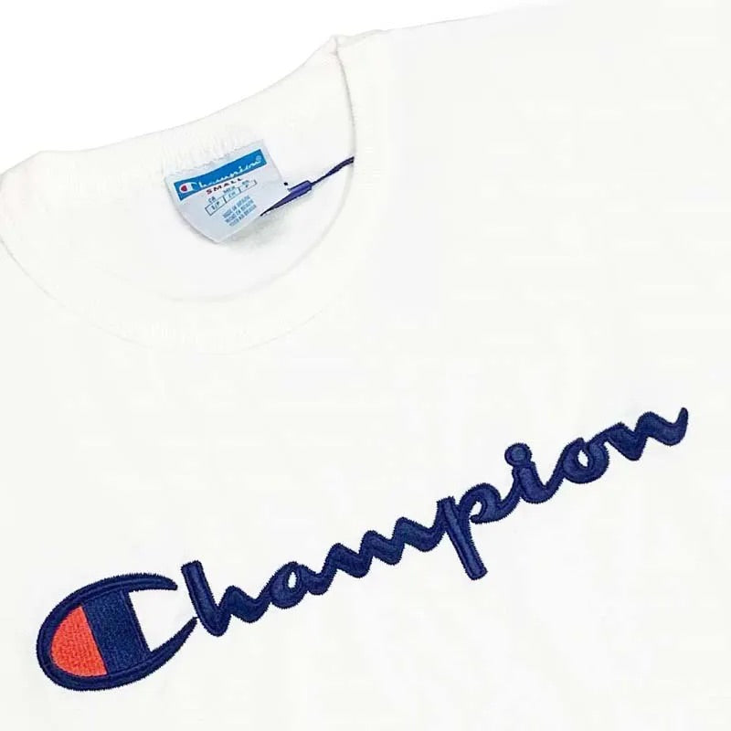 Champion Tee Script Patch Logo Branca